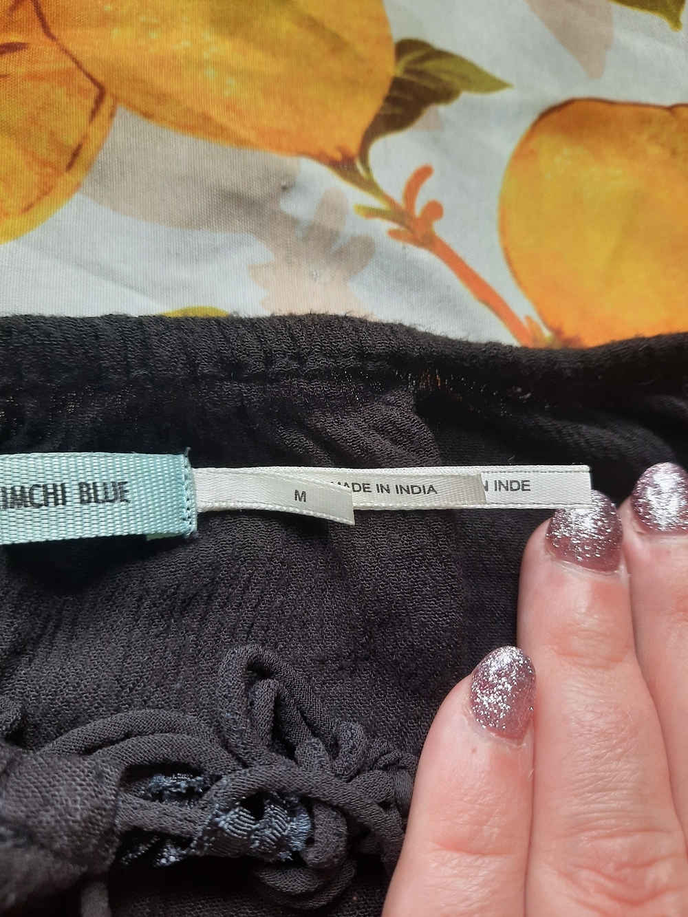 Kimchi Blue Black Off-Shoulder Peasant Blouse - Picture 4 of 7